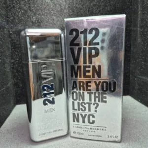Perfume original Carolina Herrera 212 VIP Men para hombre en frasco metálico plateado con caja original.